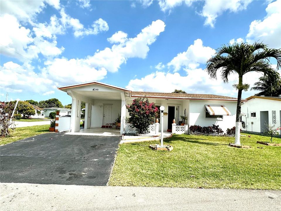 En Venta: $380,000 (3 camas, 2 baños, 1353 Pies cuadrados)