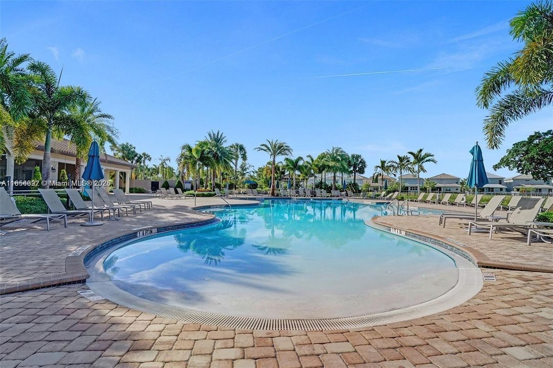 Vendido Recientemente: $655,000 (3 camas, 2 baños, 1929 Pies cuadrados)