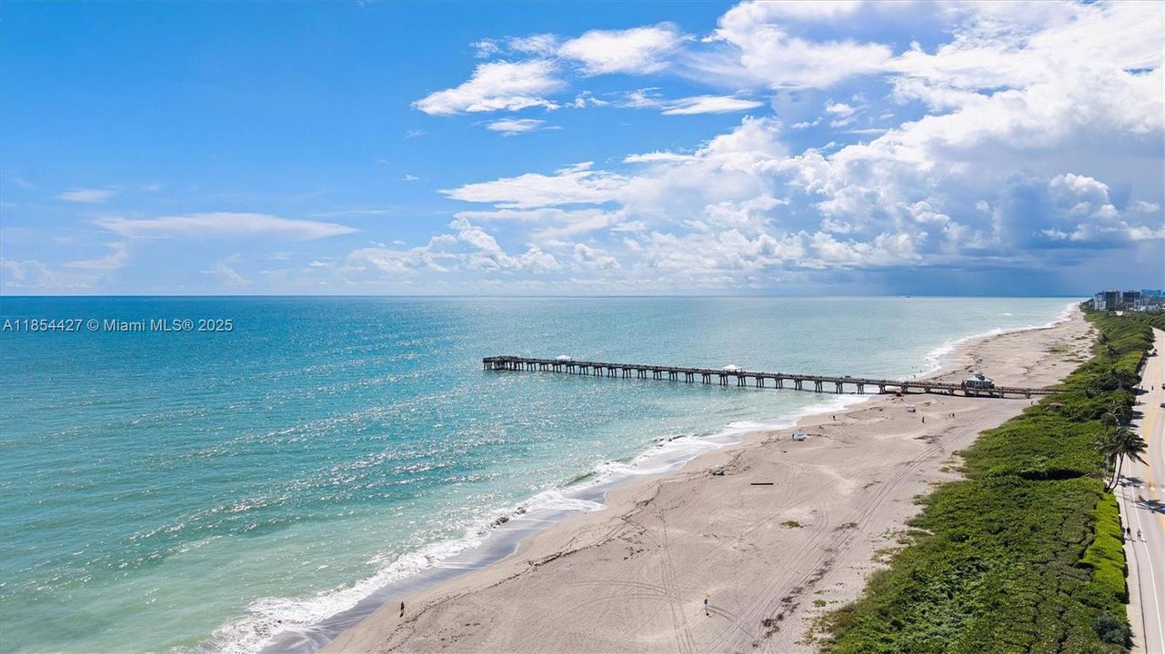 В аренду: $30,000 (5 спален, 5 ванн, 5024 Квадратных фут)