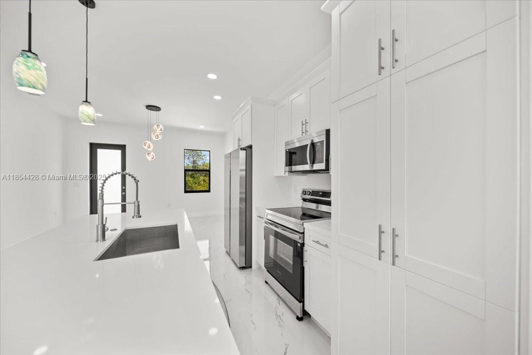 На продажу: $315,000 (3 спален, 2 ванн, 0 Квадратных фут)