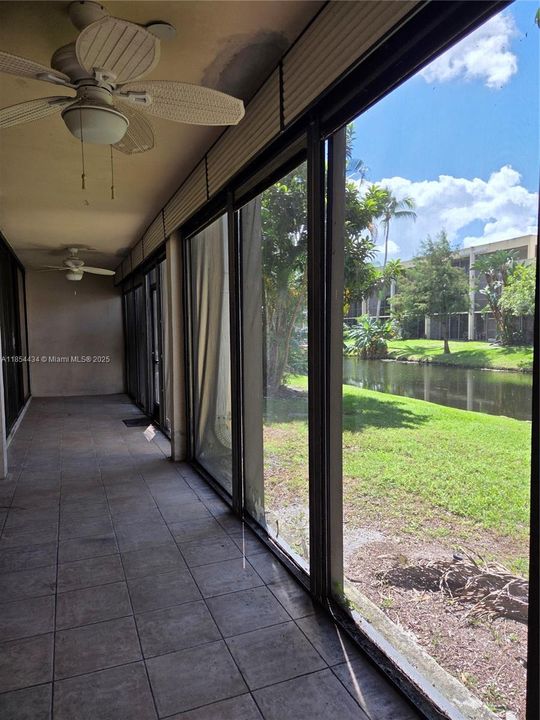 Active With Contract: $224,900 (2 beds, 2 baths, 1270 Square Feet)