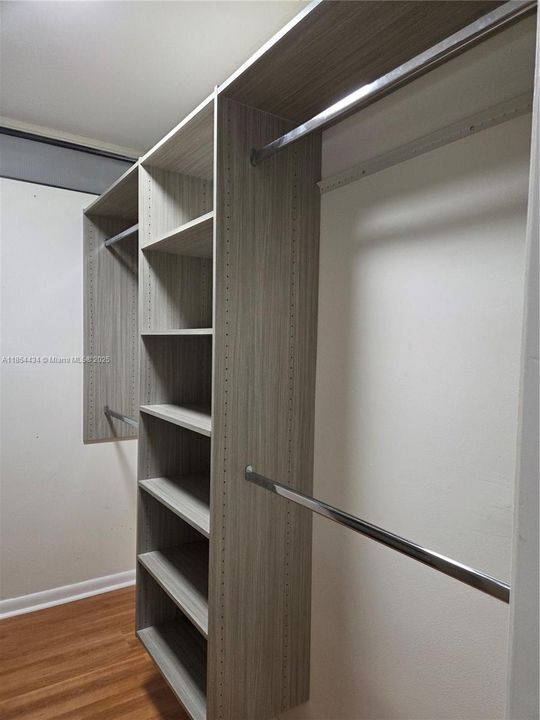 Active With Contract: $224,900 (2 beds, 2 baths, 1270 Square Feet)