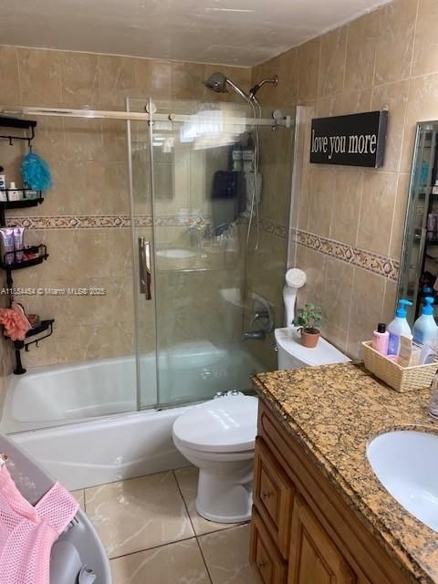 На продажу: $290,000 (2 спален, 2 ванн, 982 Квадратных фут)