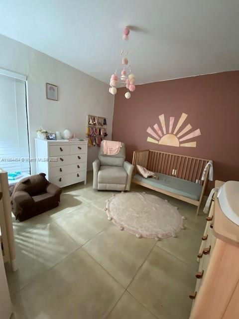 На продажу: $290,000 (2 спален, 2 ванн, 982 Квадратных фут)