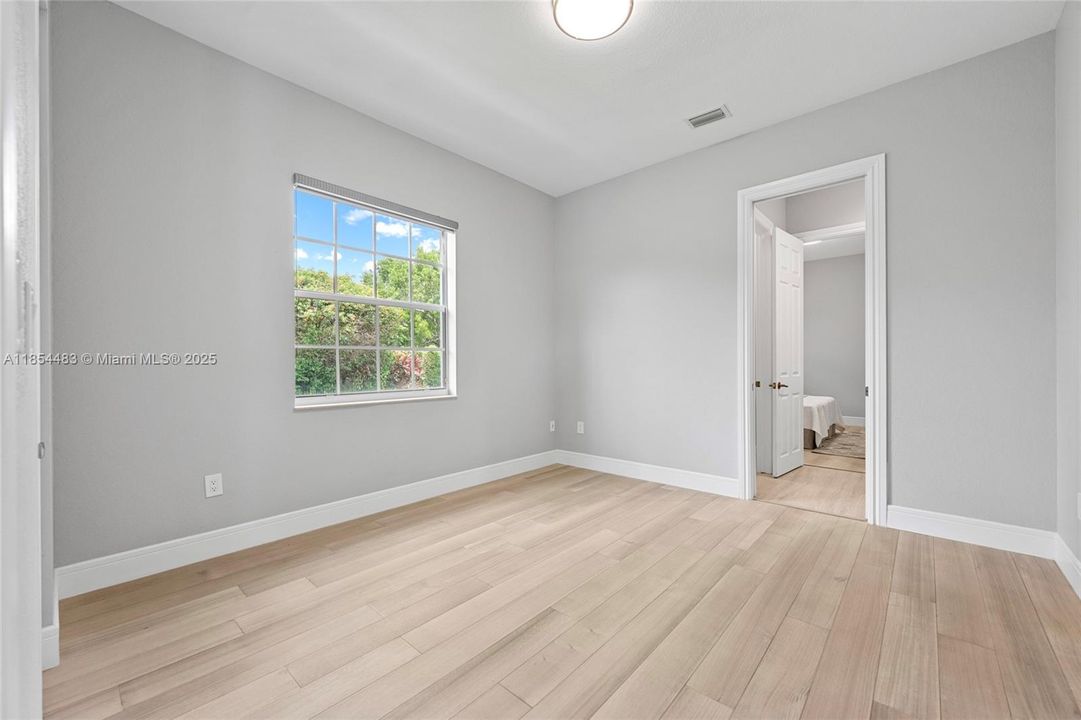 Recently Sold: $2,495,000 (4 beds, 4 baths, 4126 Square Feet)