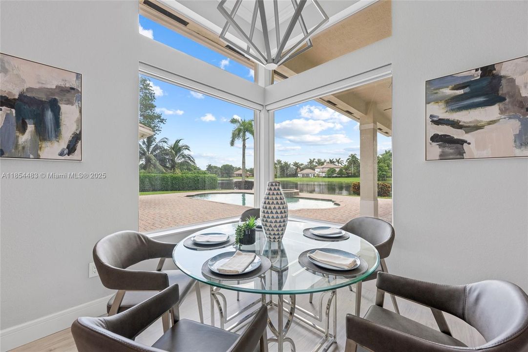 Recently Sold: $2,495,000 (4 beds, 4 baths, 4126 Square Feet)