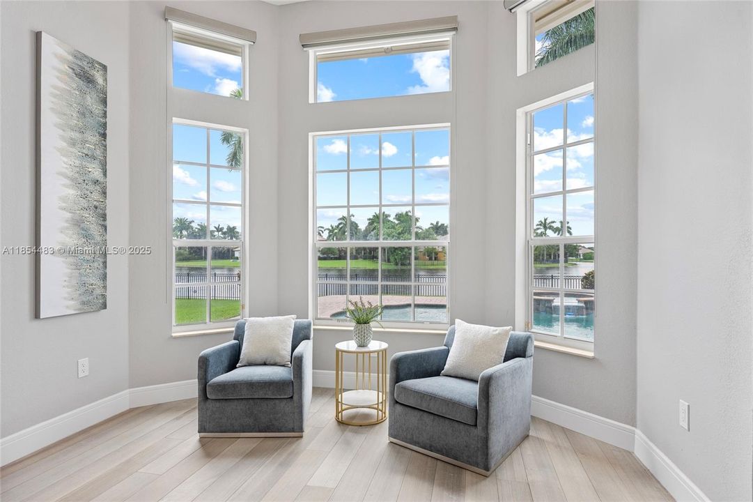 Recently Sold: $2,495,000 (4 beds, 4 baths, 4126 Square Feet)