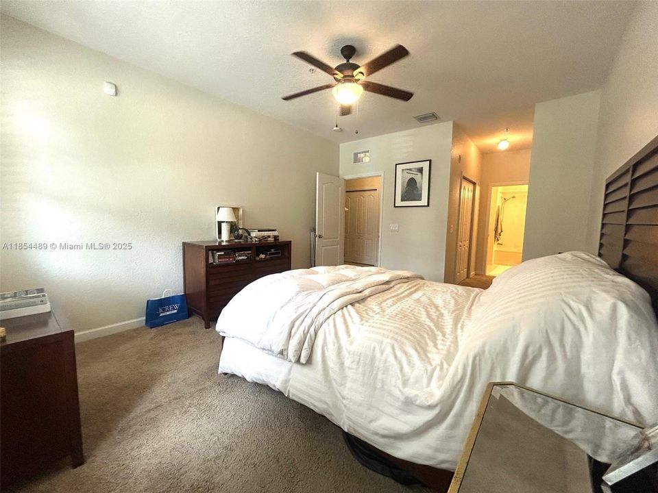 Active With Contract: $259,000 (3 beds, 2 baths, 1457 Square Feet)