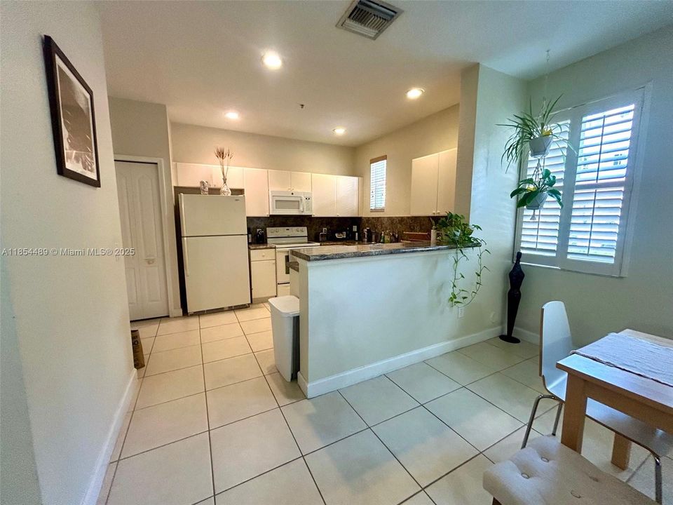 Active With Contract: $259,000 (3 beds, 2 baths, 1457 Square Feet)