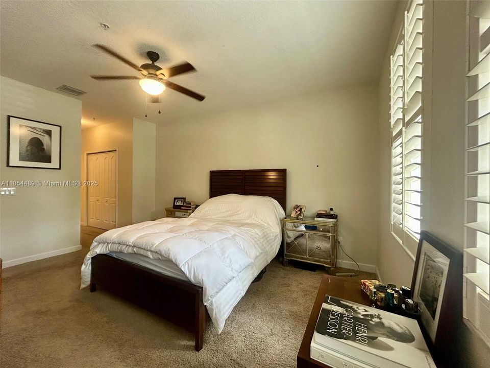 Active With Contract: $259,000 (3 beds, 2 baths, 1457 Square Feet)