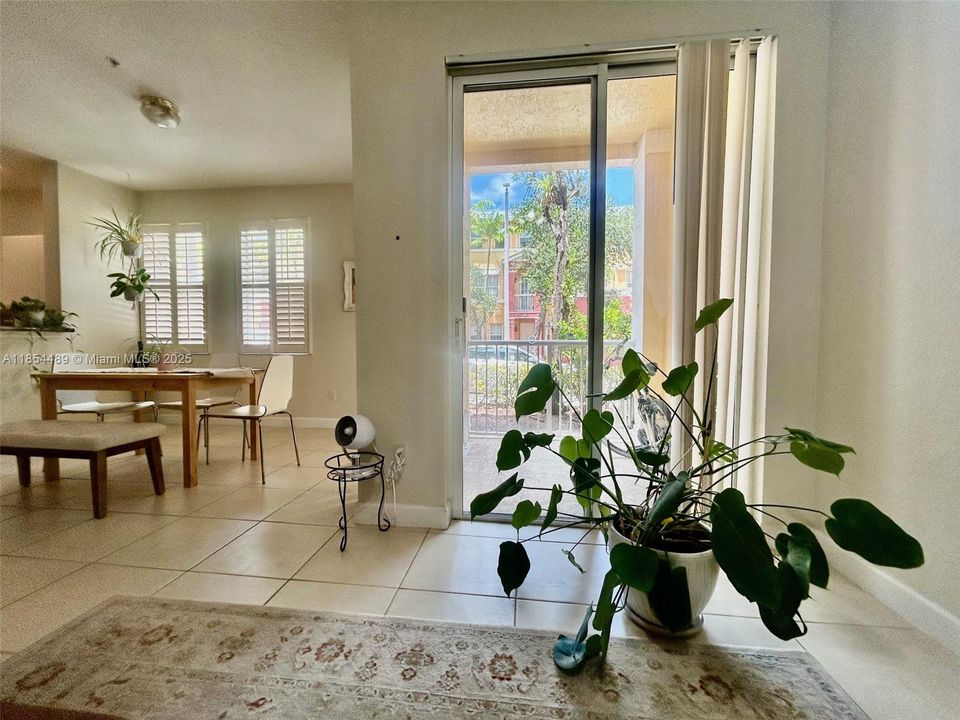 Active With Contract: $259,000 (3 beds, 2 baths, 1457 Square Feet)