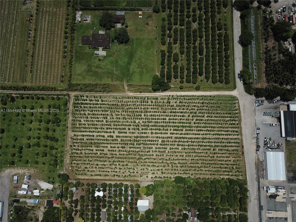 For Sale: $425,000 (2.50 acres)