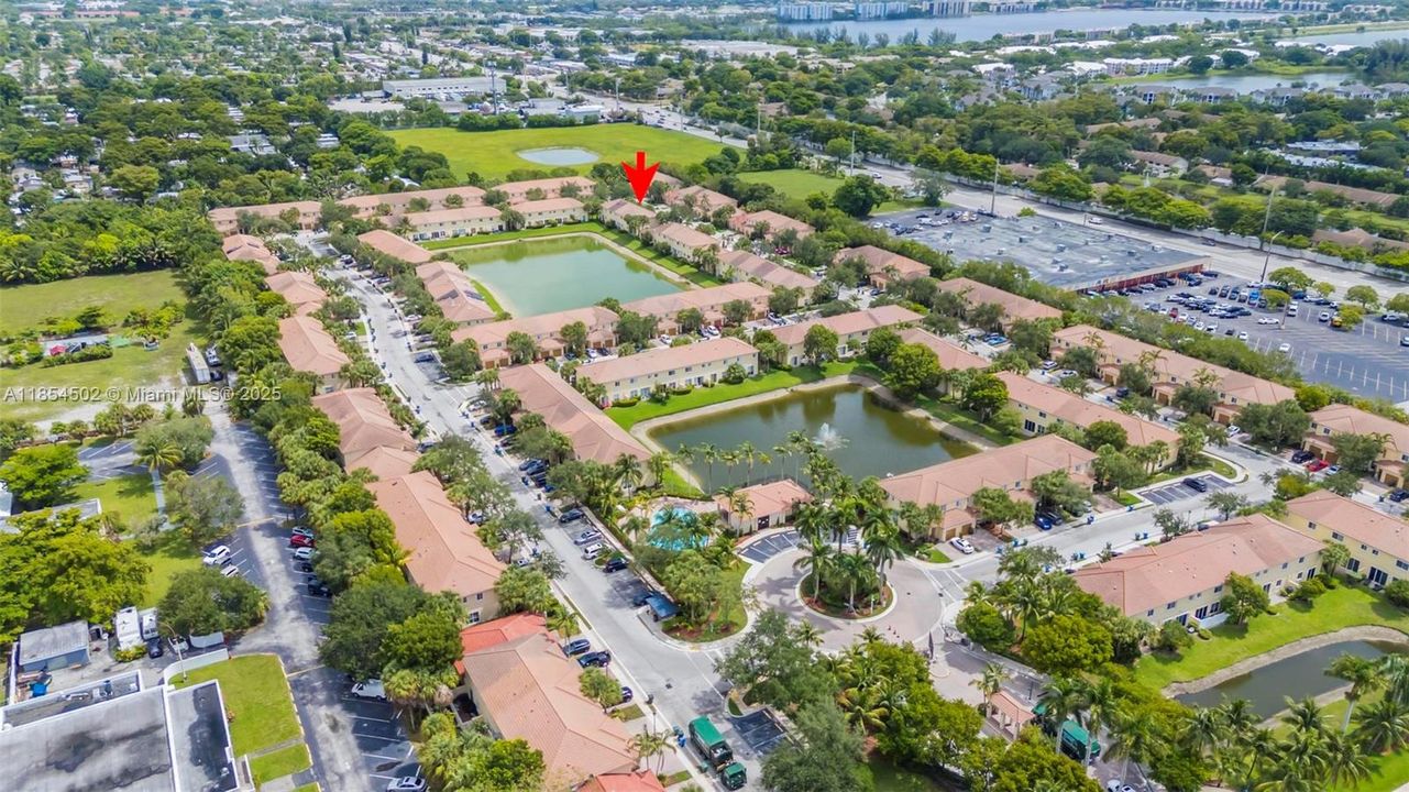 Recently Sold: $375,000 (3 beds, 3 baths, 1514 Square Feet)