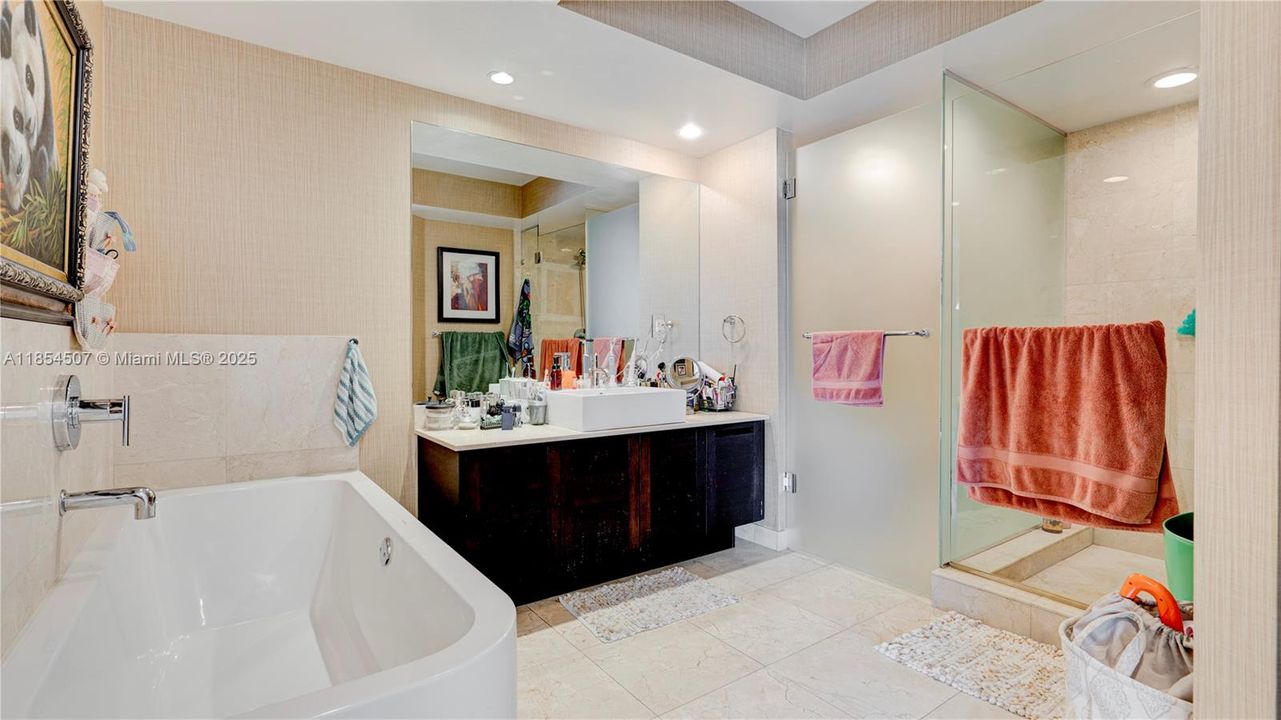 待售: $887,500 (3 贝兹, 2 浴室, 1447 平方英尺)