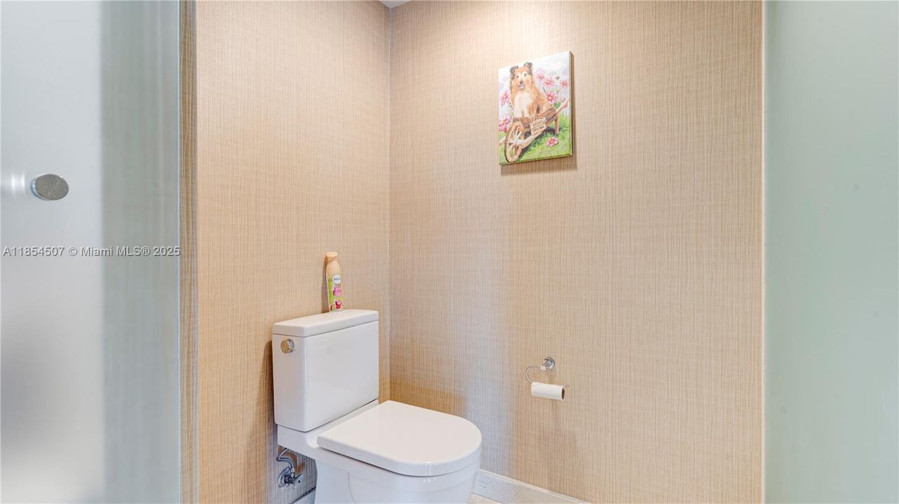 待售: $887,500 (3 贝兹, 2 浴室, 1447 平方英尺)