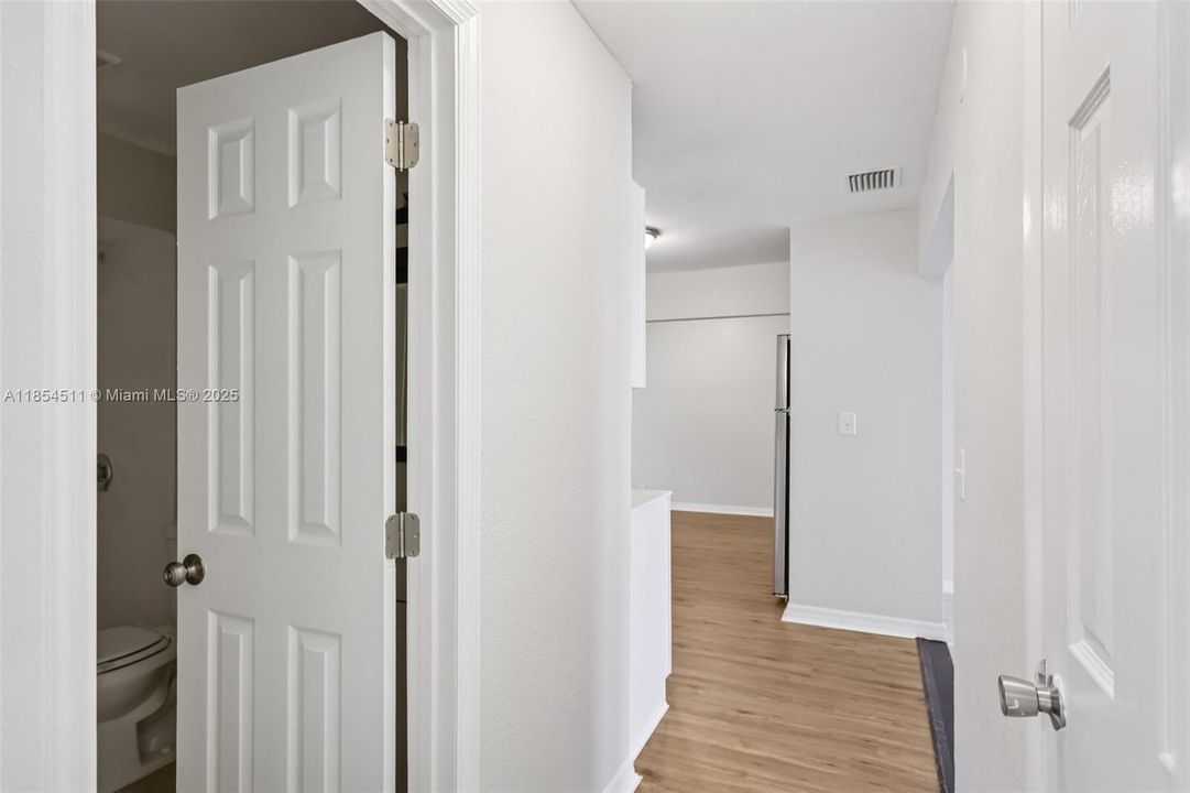 For Sale: $527,500 (4 beds, 2 baths, 2138 Square Feet)