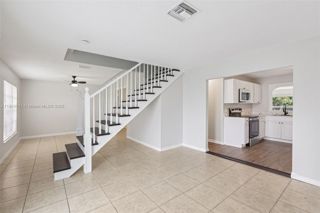 For Sale: $527,500 (4 beds, 2 baths, 2138 Square Feet)