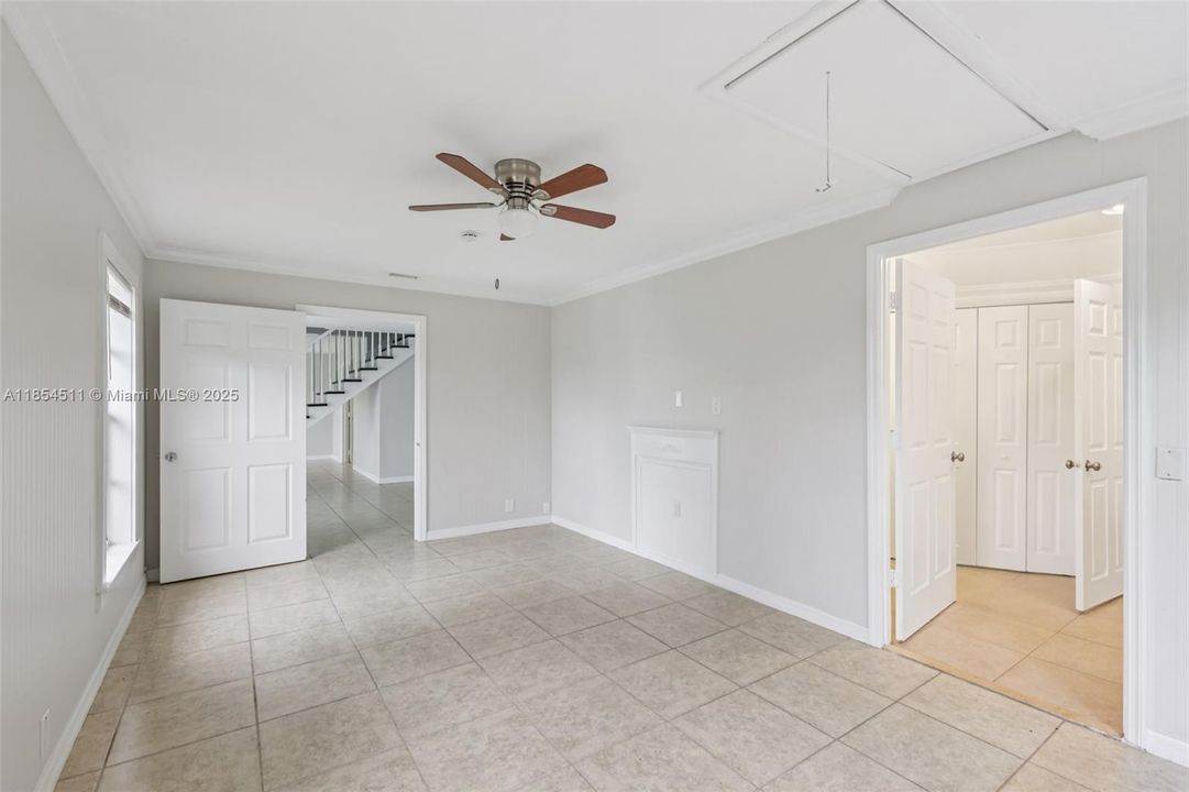 For Sale: $527,500 (4 beds, 2 baths, 2138 Square Feet)