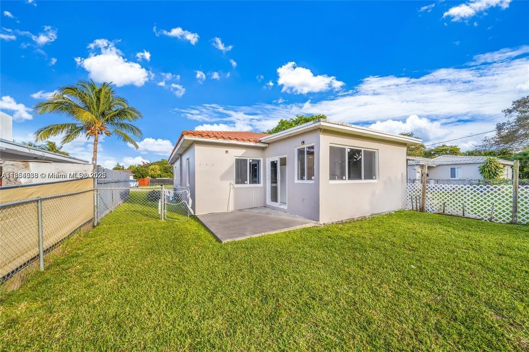 На продажу: $890,000 (0 спален, 0 ванн, 1805 Квадратных фут)