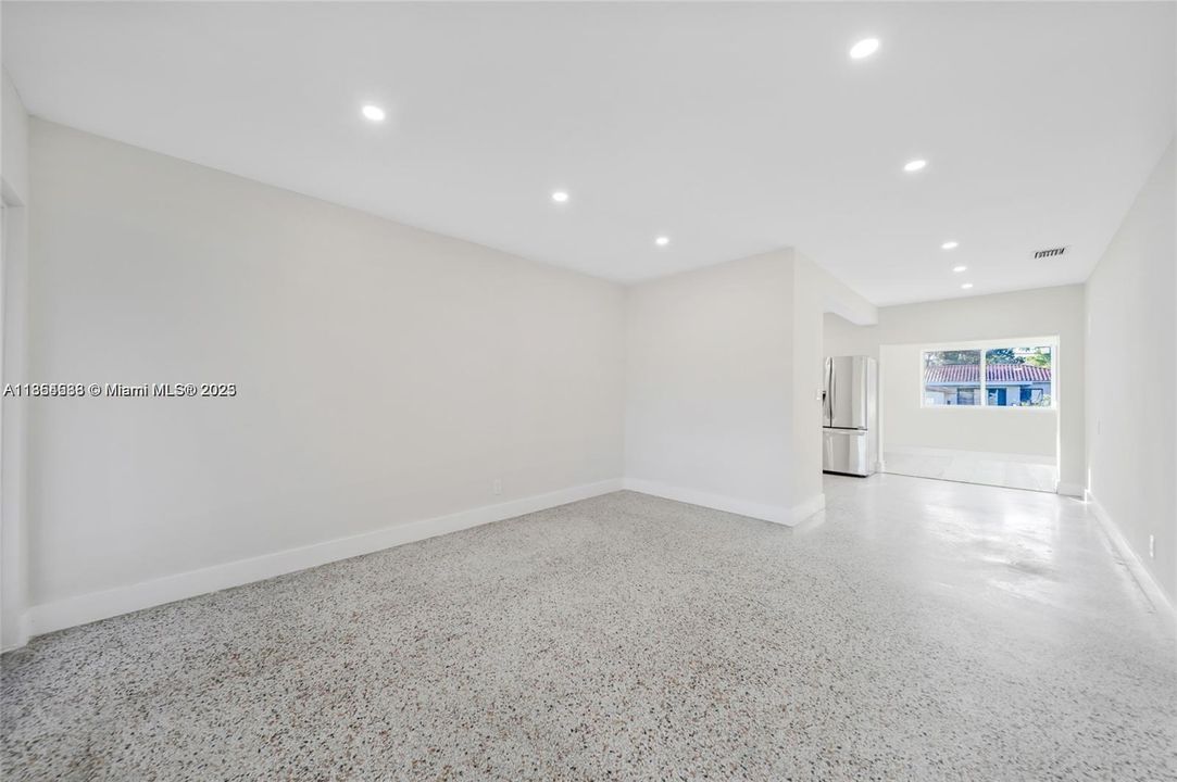 На продажу: $890,000 (0 спален, 0 ванн, 1805 Квадратных фут)