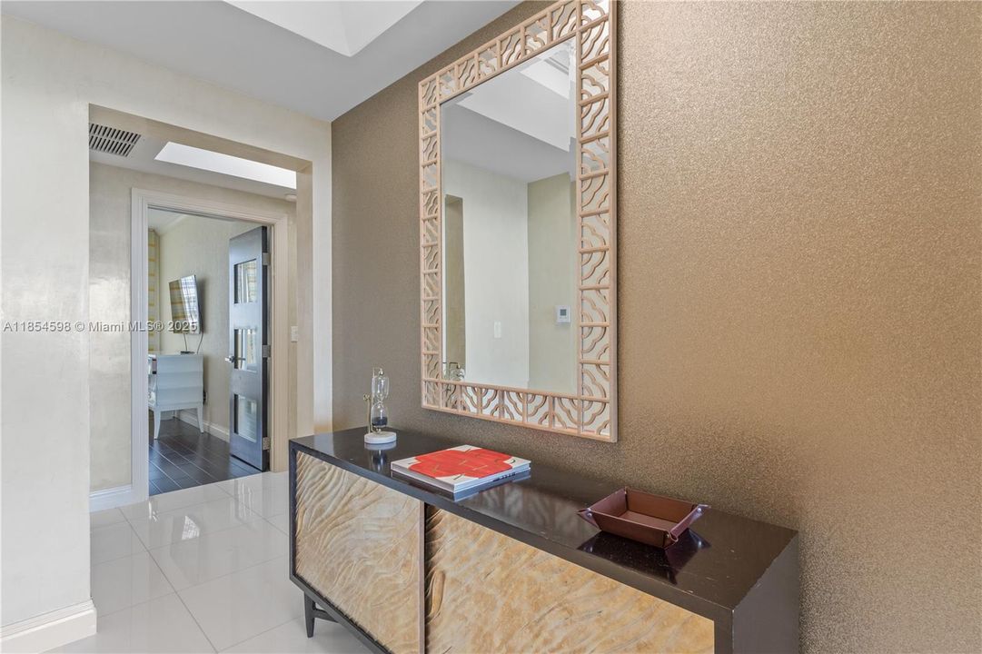 For Sale: $3,300,000 (3 beds, 3 baths, 2214 Square Feet)