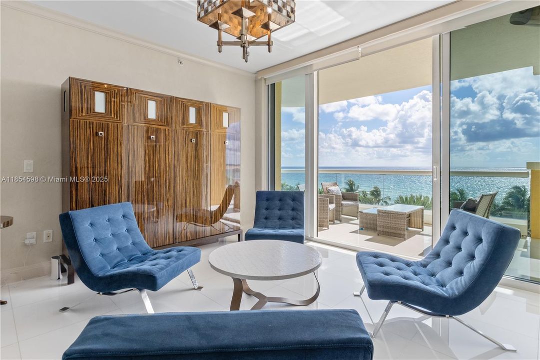 For Sale: $3,300,000 (3 beds, 3 baths, 2214 Square Feet)