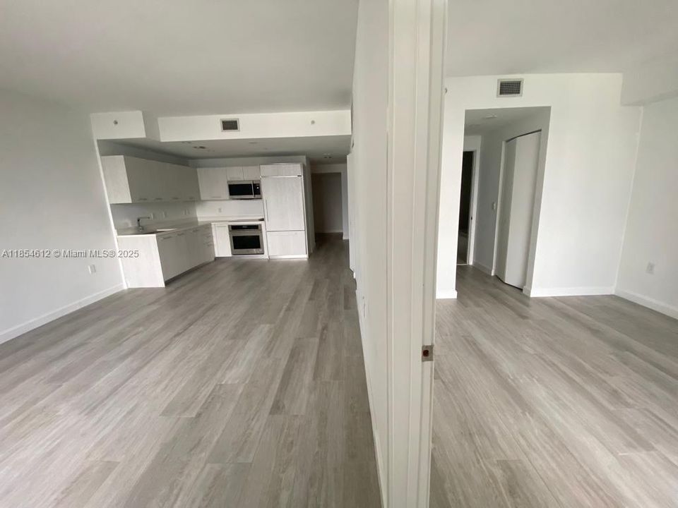 Vendido Recientemente: $470,000 (1 camas, 1 baños, 756 Pies cuadrados)