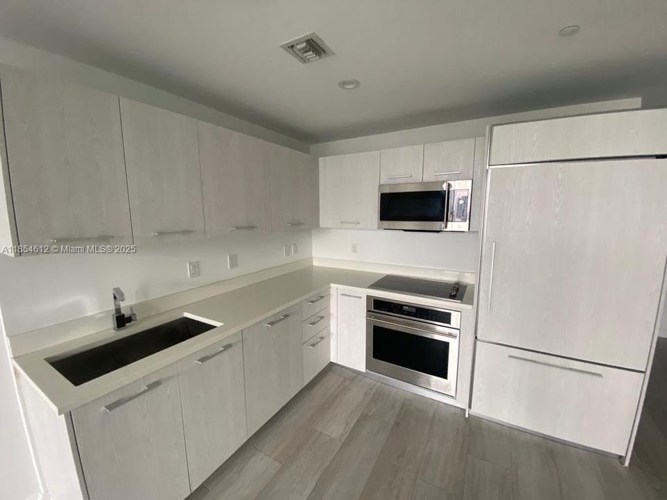 Vendido Recientemente: $470,000 (1 camas, 1 baños, 756 Pies cuadrados)