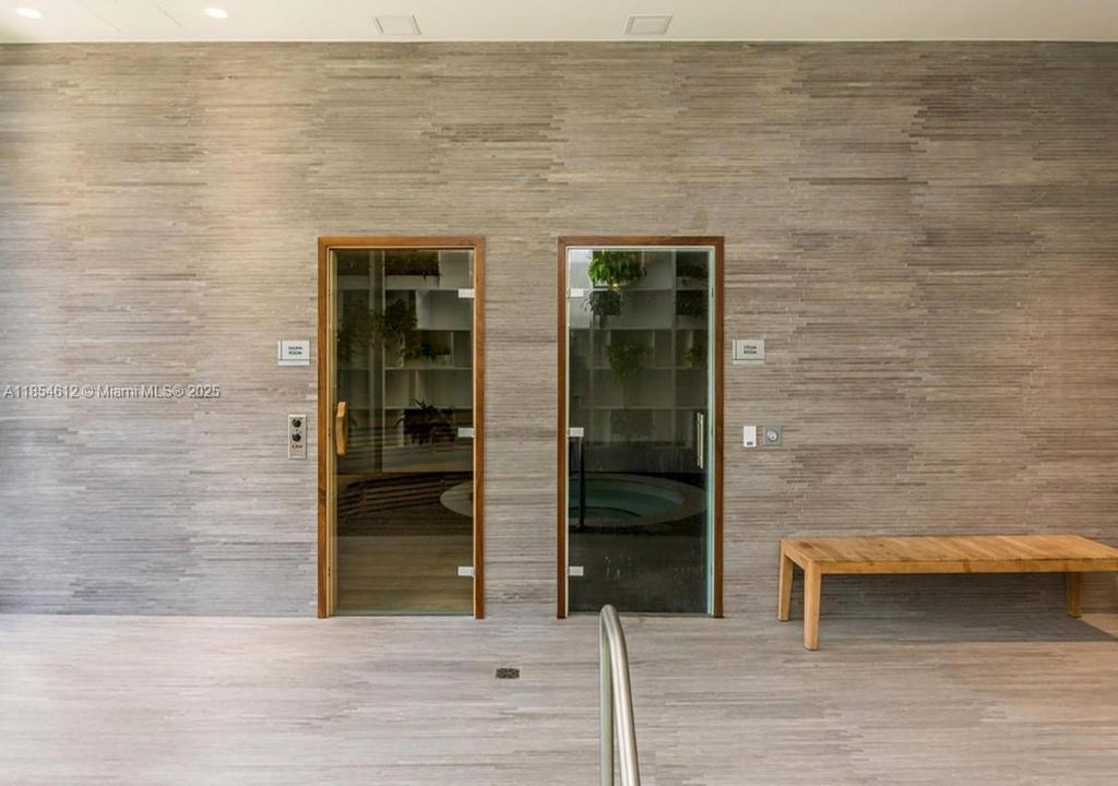 Vendido Recientemente: $470,000 (1 camas, 1 baños, 756 Pies cuadrados)