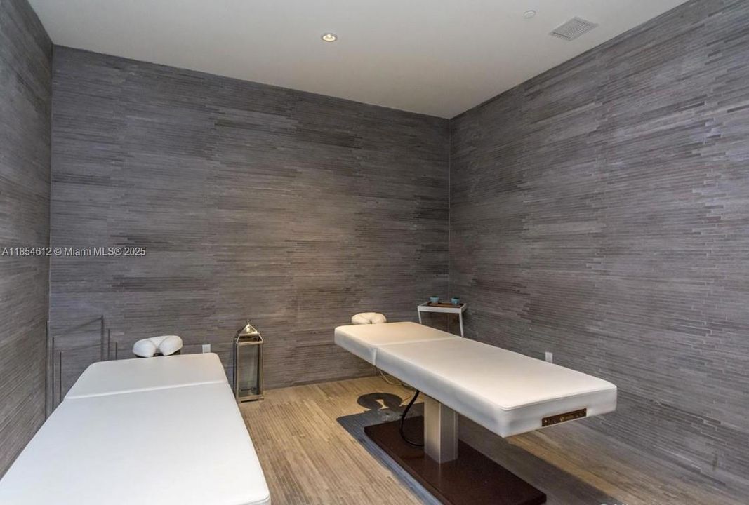 Vendido Recientemente: $470,000 (1 camas, 1 baños, 756 Pies cuadrados)