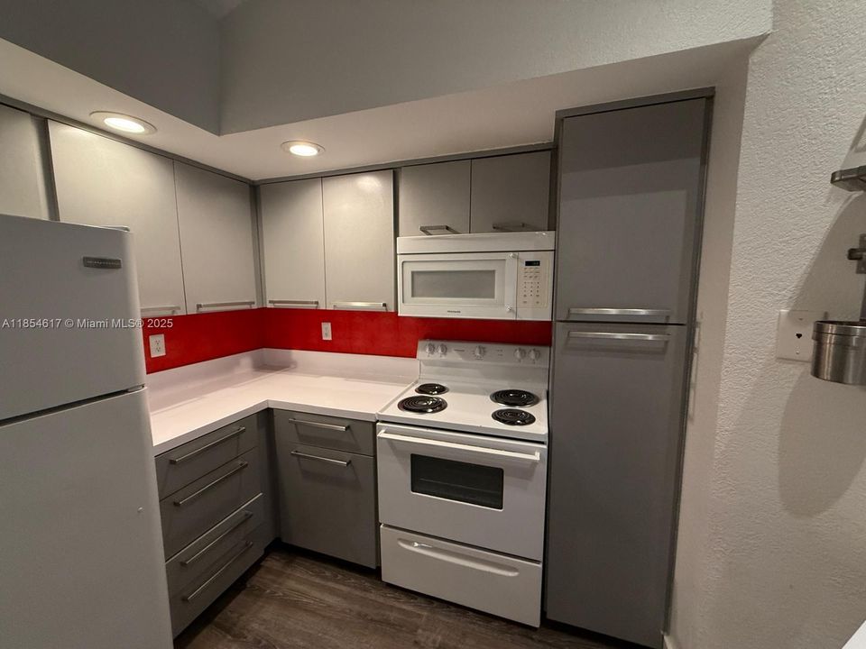 En Venta: $189,900 (1 camas, 1 baños, 743 Pies cuadrados)