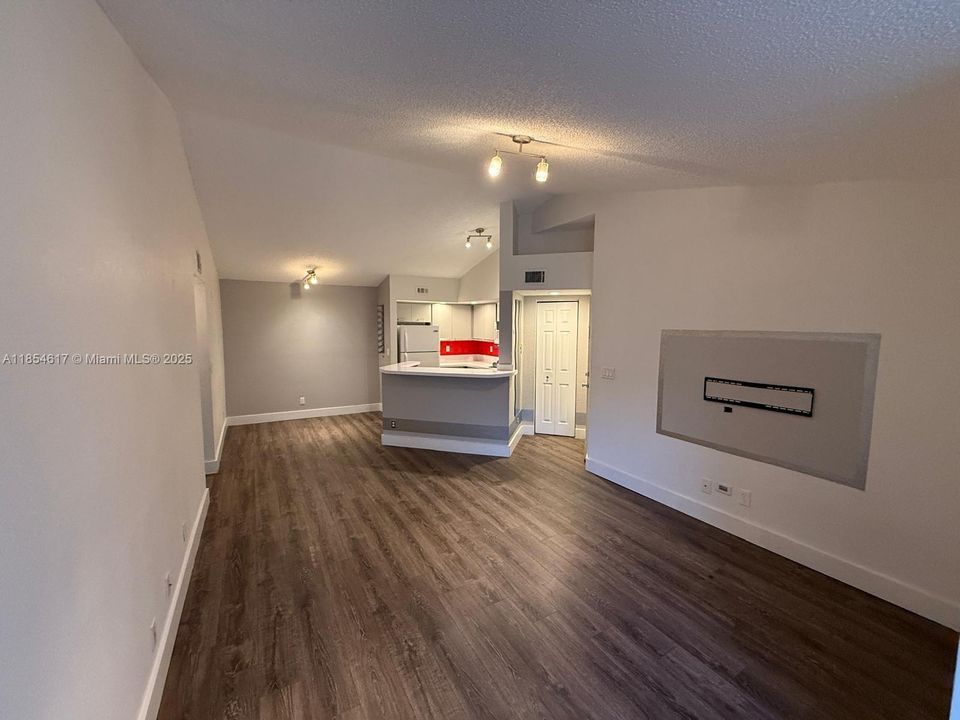 En Venta: $189,900 (1 camas, 1 baños, 743 Pies cuadrados)