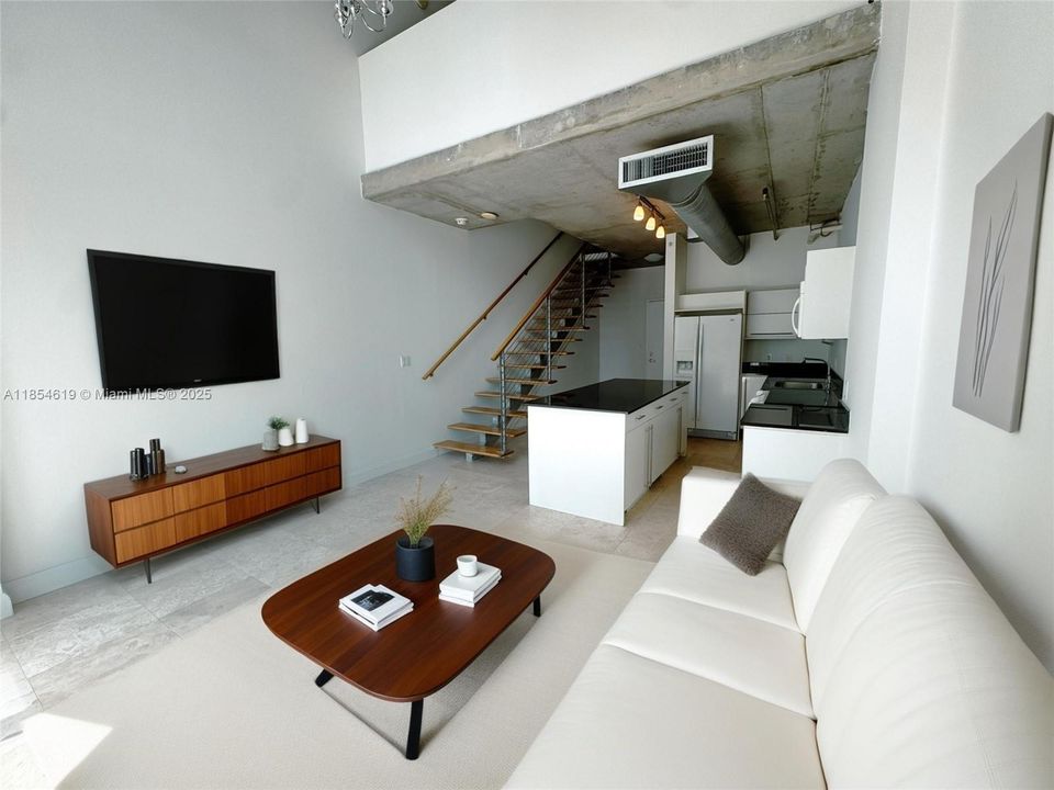 待售: $485,000 (2 贝兹, 2 浴室, 1113 平方英尺)