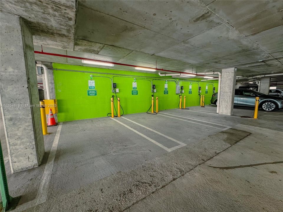 待售: $485,000 (2 贝兹, 2 浴室, 1113 平方英尺)