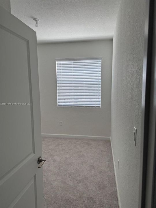For Rent: $2,300 (3 beds, 2 baths, 0 Square Feet)