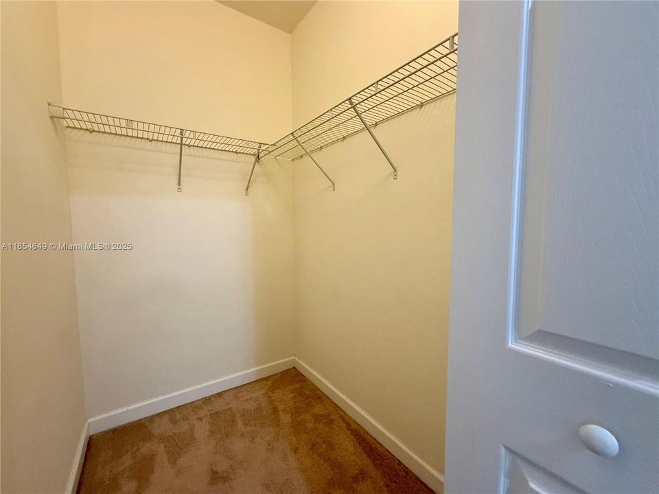 Недавно арендовано: $1,999 (2 спален, 1 ванн, 1000 Квадратных фут)