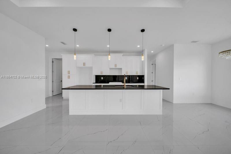 Active With Contract: $355,000 (3 beds, 2 baths, 0 Square Feet)