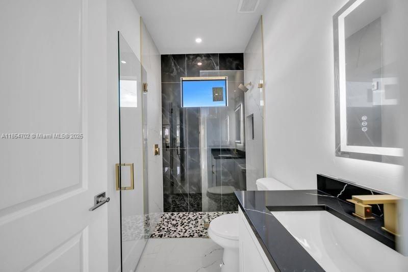 Active With Contract: $355,000 (3 beds, 2 baths, 0 Square Feet)