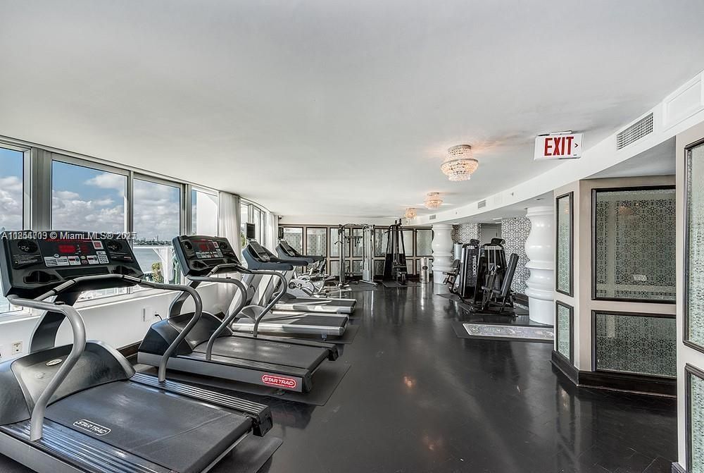 待售: $339,000 (0 贝兹, 1 浴室, 485 平方英尺)