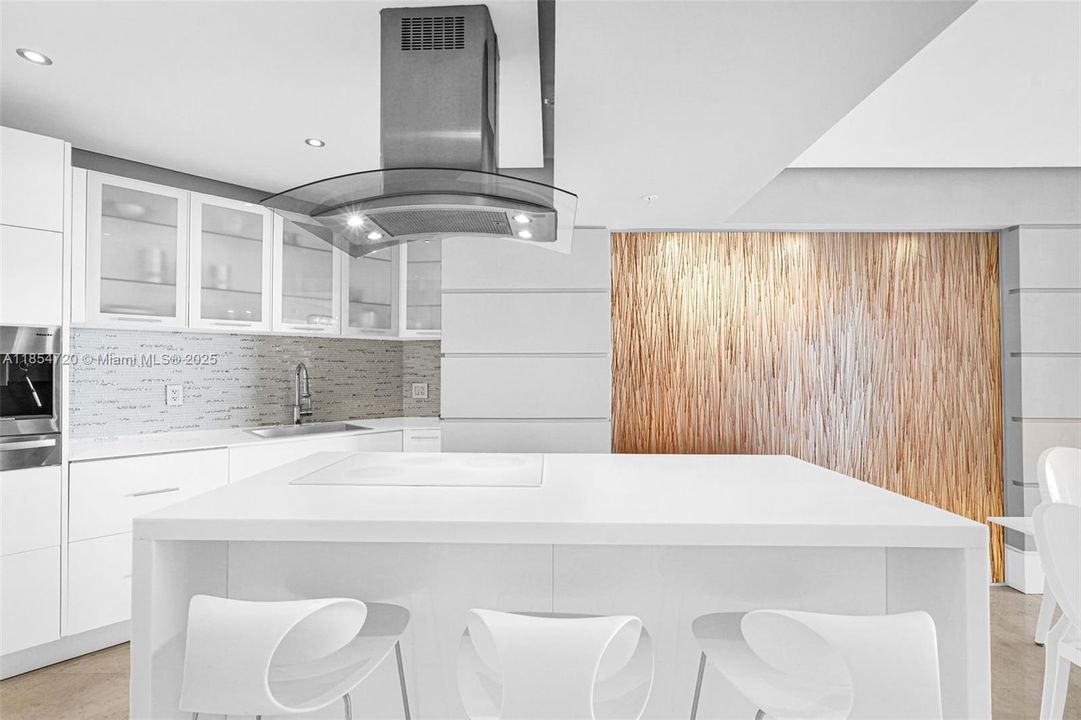 待售: $1,530,000 (2 贝兹, 2 浴室, 1602 平方英尺)