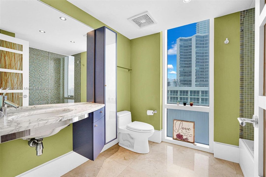 待售: $1,530,000 (2 贝兹, 2 浴室, 1602 平方英尺)