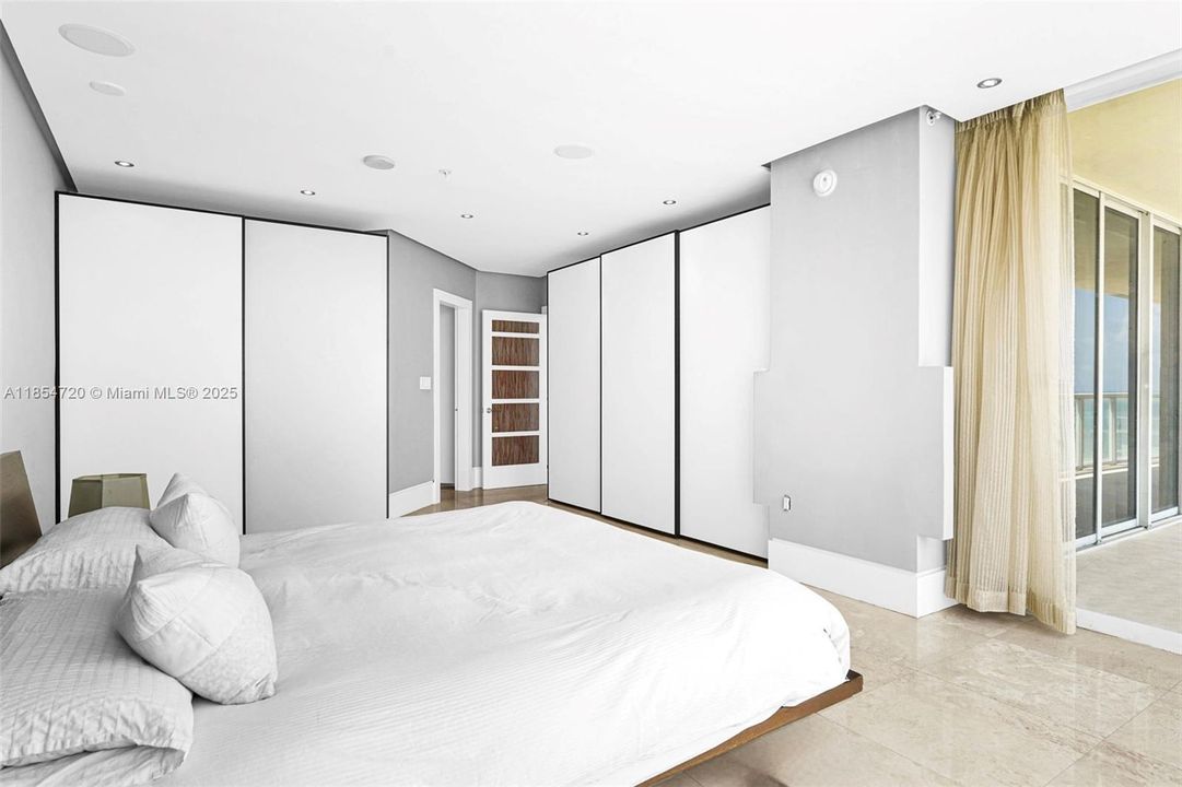 待售: $1,530,000 (2 贝兹, 2 浴室, 1602 平方英尺)