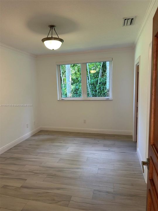 На продажу: $5,195,000 (6 спален, 4 ванн, 5849 Квадратных фут)