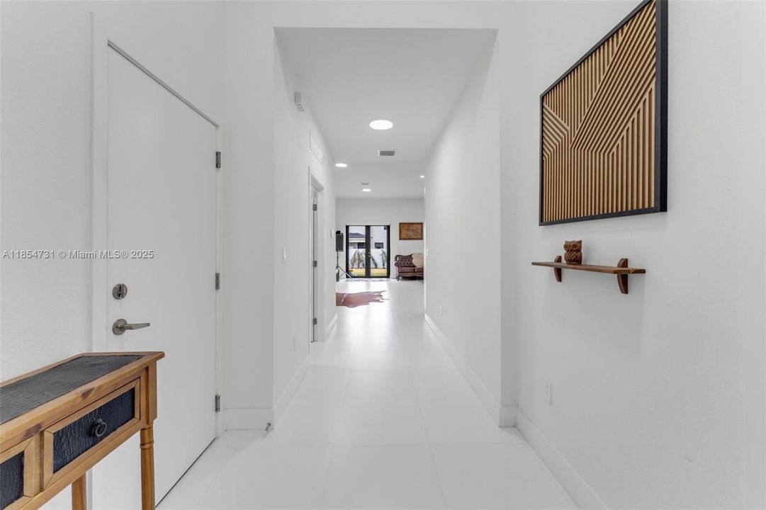 В аренду: $4,000 (3 спален, 2 ванн, 0 Квадратных фут)