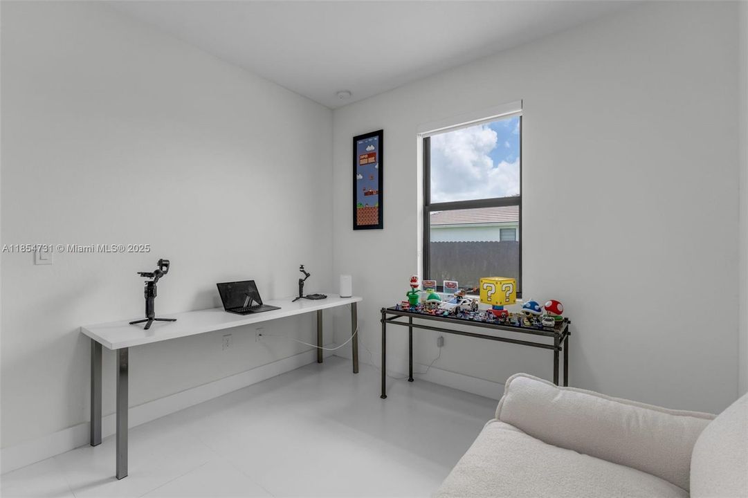 В аренду: $4,000 (3 спален, 2 ванн, 0 Квадратных фут)