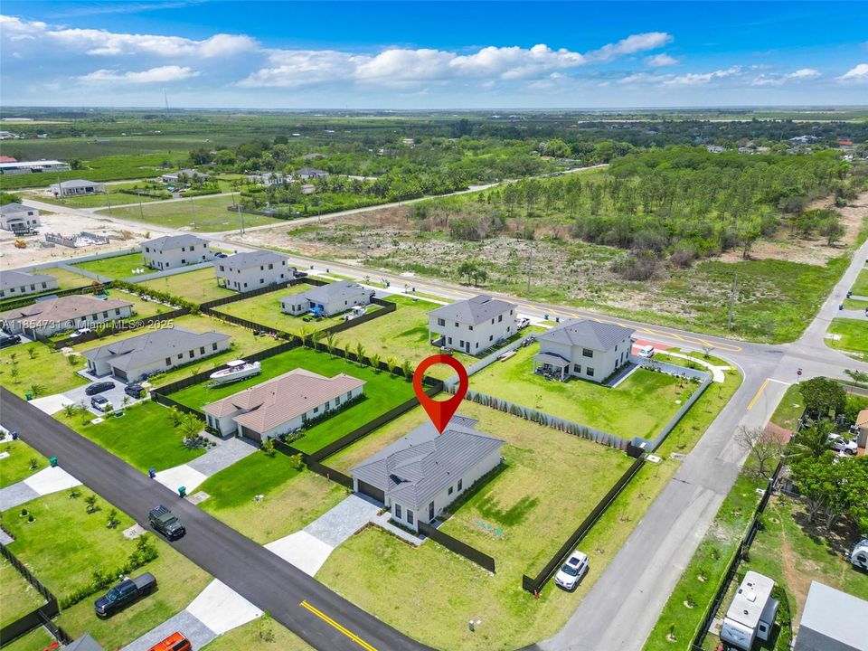 В аренду: $4,000 (3 спален, 2 ванн, 0 Квадратных фут)