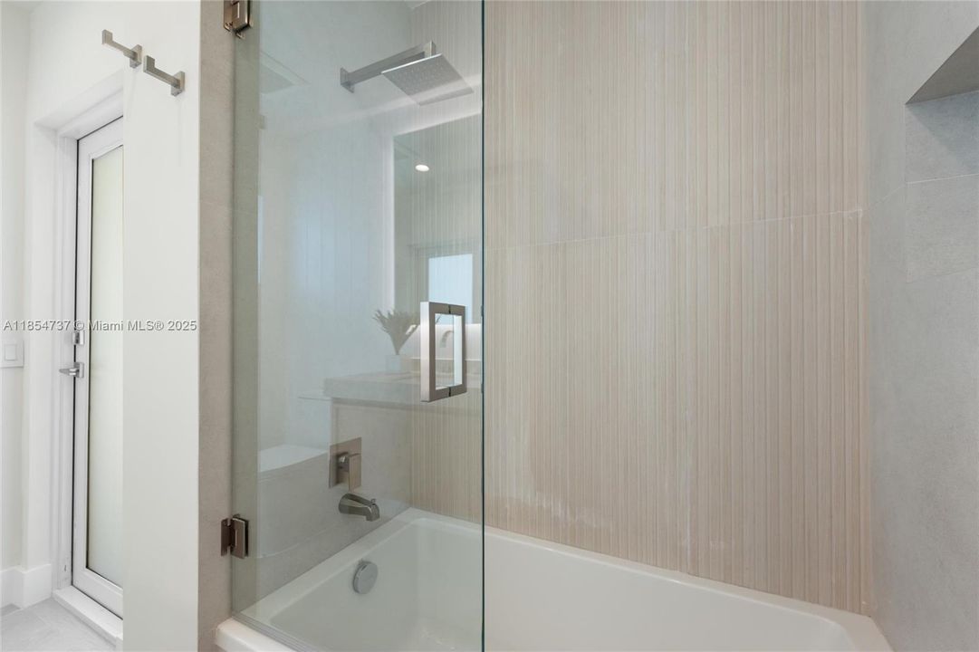 待售: $2,295,000 (4 贝兹, 3 浴室, 2148 平方英尺)