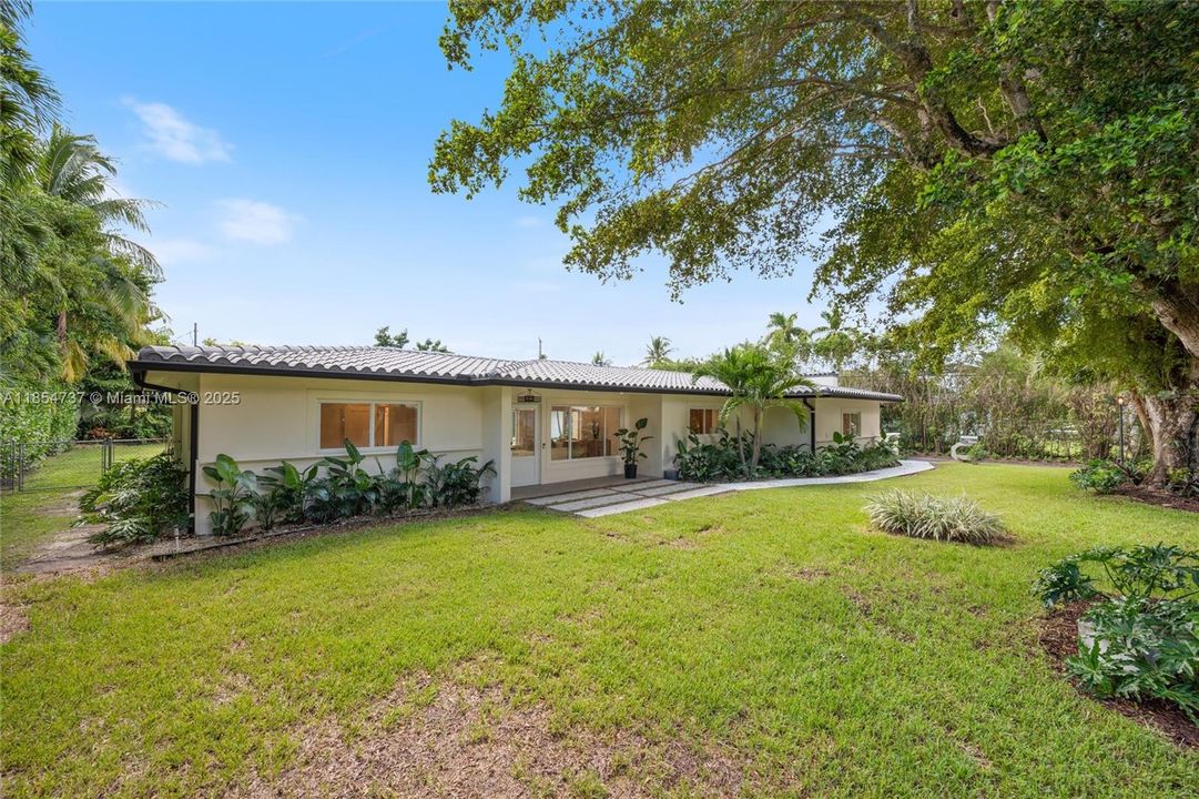 待售: $2,295,000 (4 贝兹, 3 浴室, 2148 平方英尺)