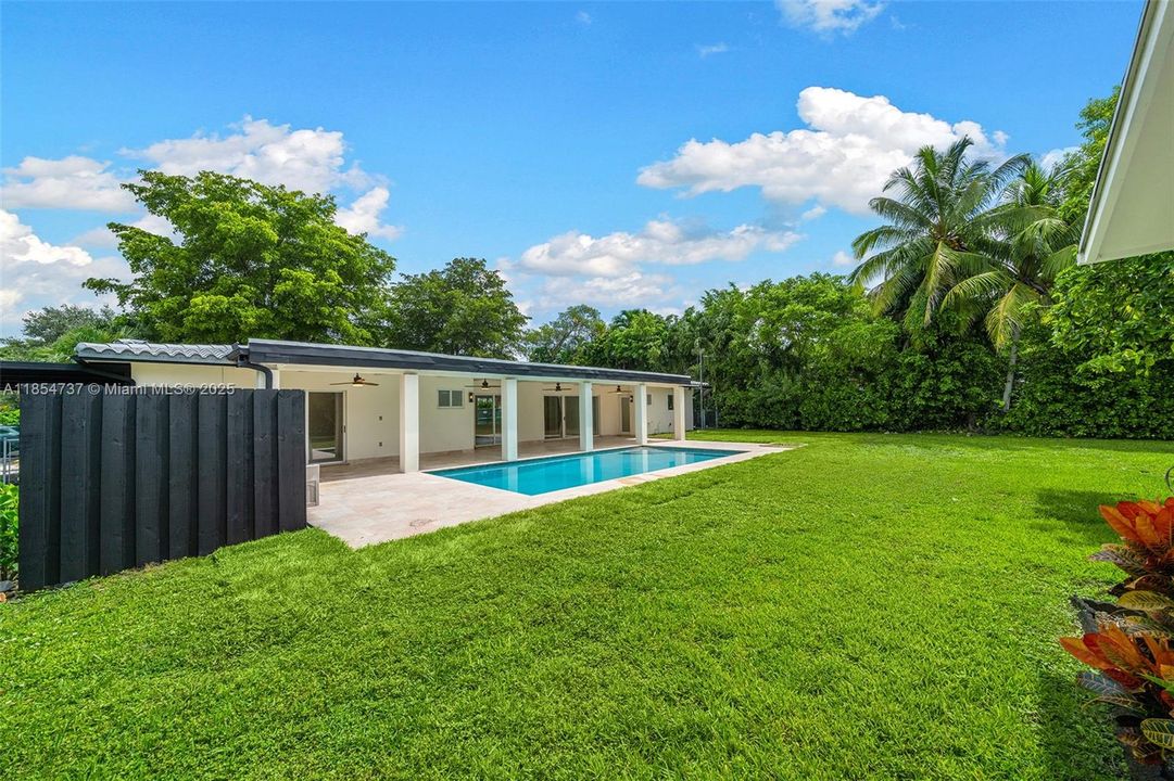 待售: $2,295,000 (4 贝兹, 3 浴室, 2148 平方英尺)