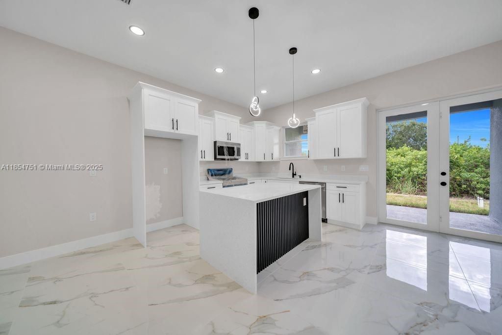 Недавно продано: $545,000 (0 спален, 0 ванн, 0 Квадратных фут)